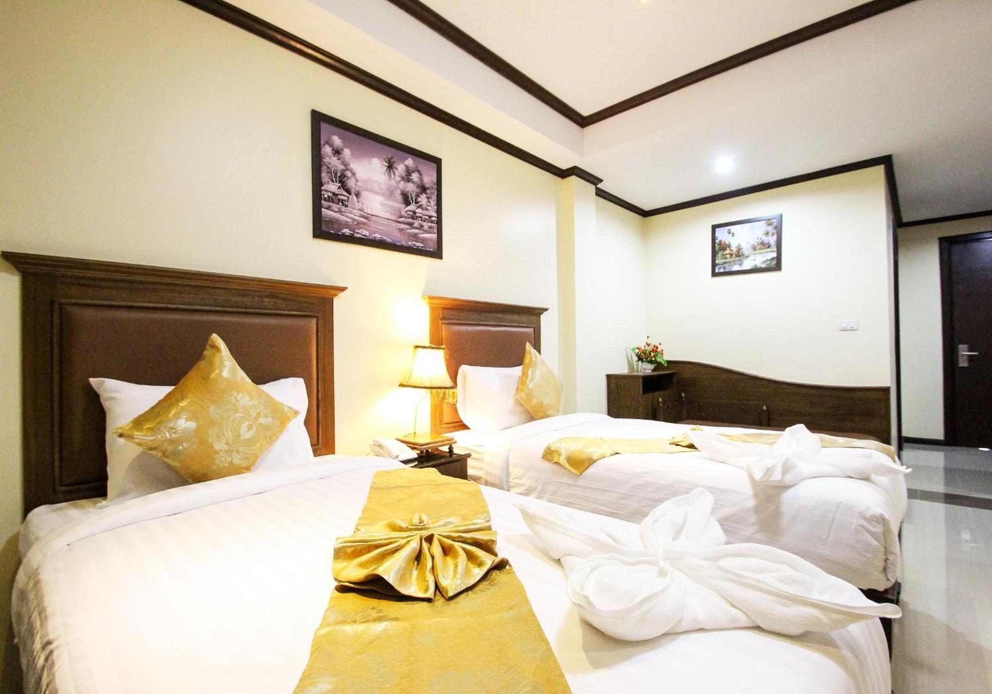I Boutique Hotel Pluak Daeng Exteriör bild