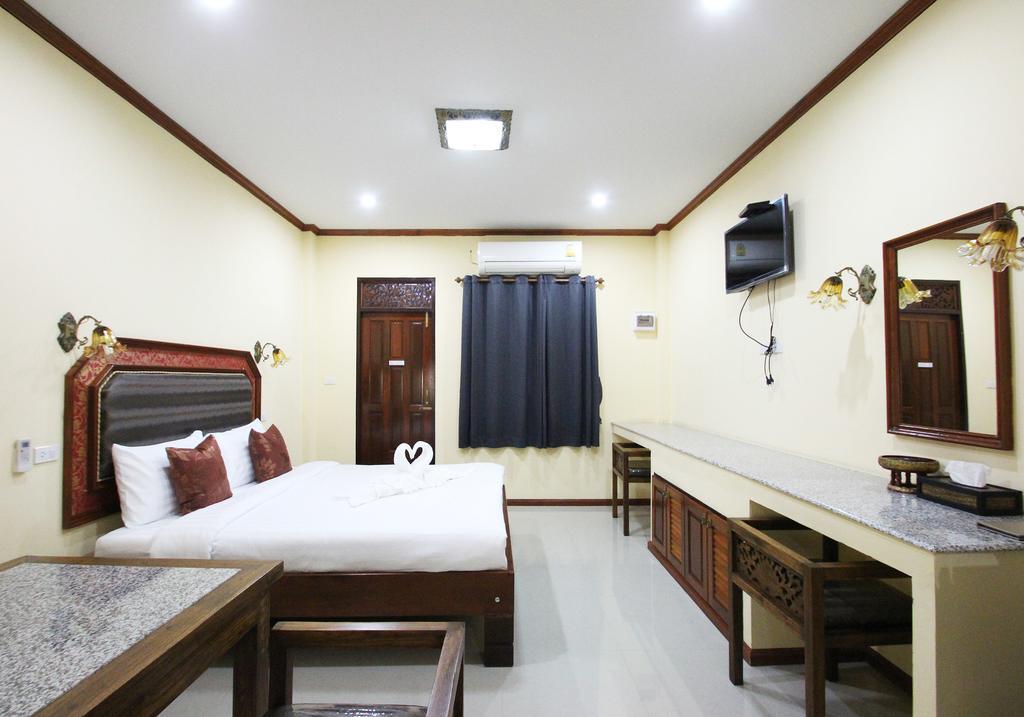 I Boutique Hotel Pluak Daeng Exteriör bild
