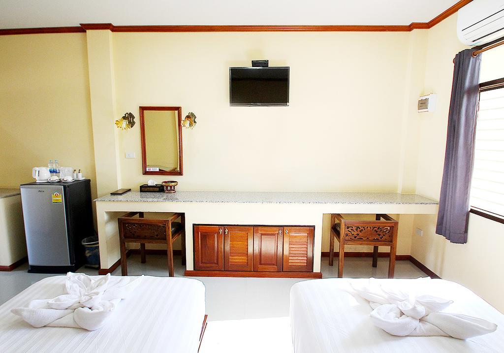 I Boutique Hotel Pluak Daeng Exteriör bild