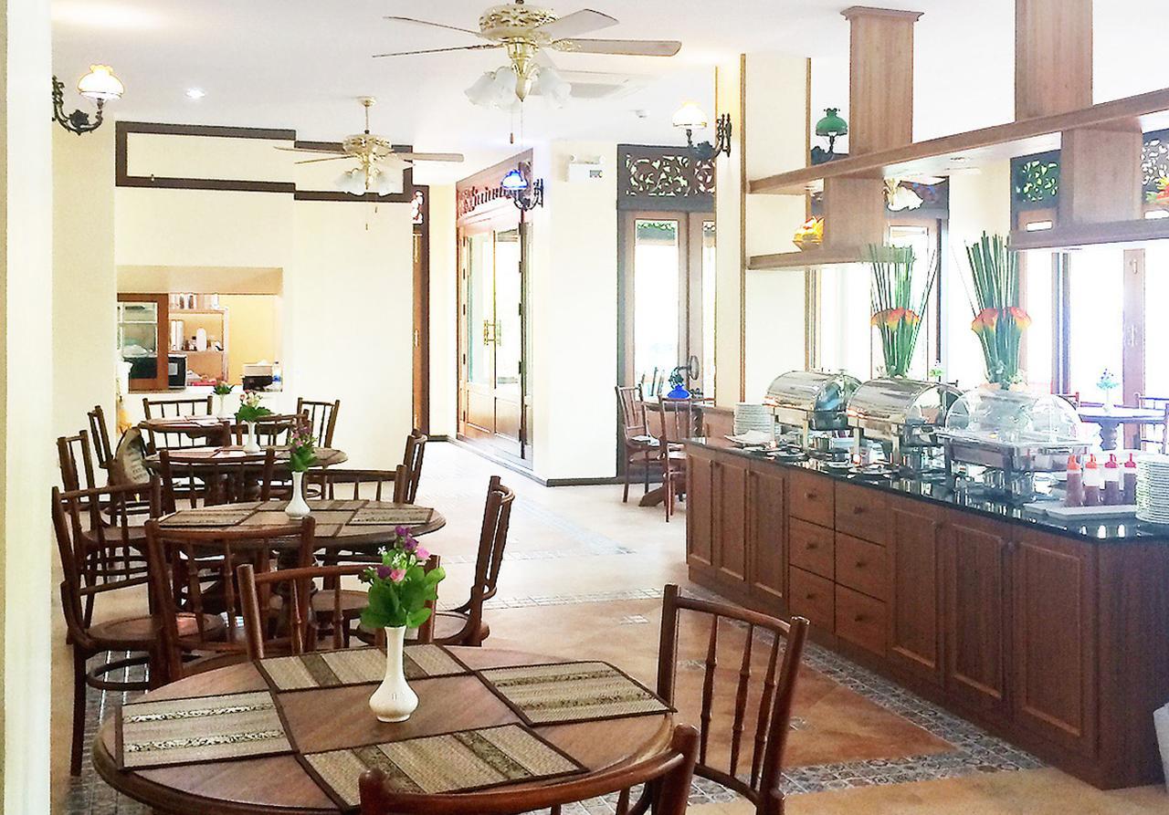 I Boutique Hotel Pluak Daeng Exteriör bild