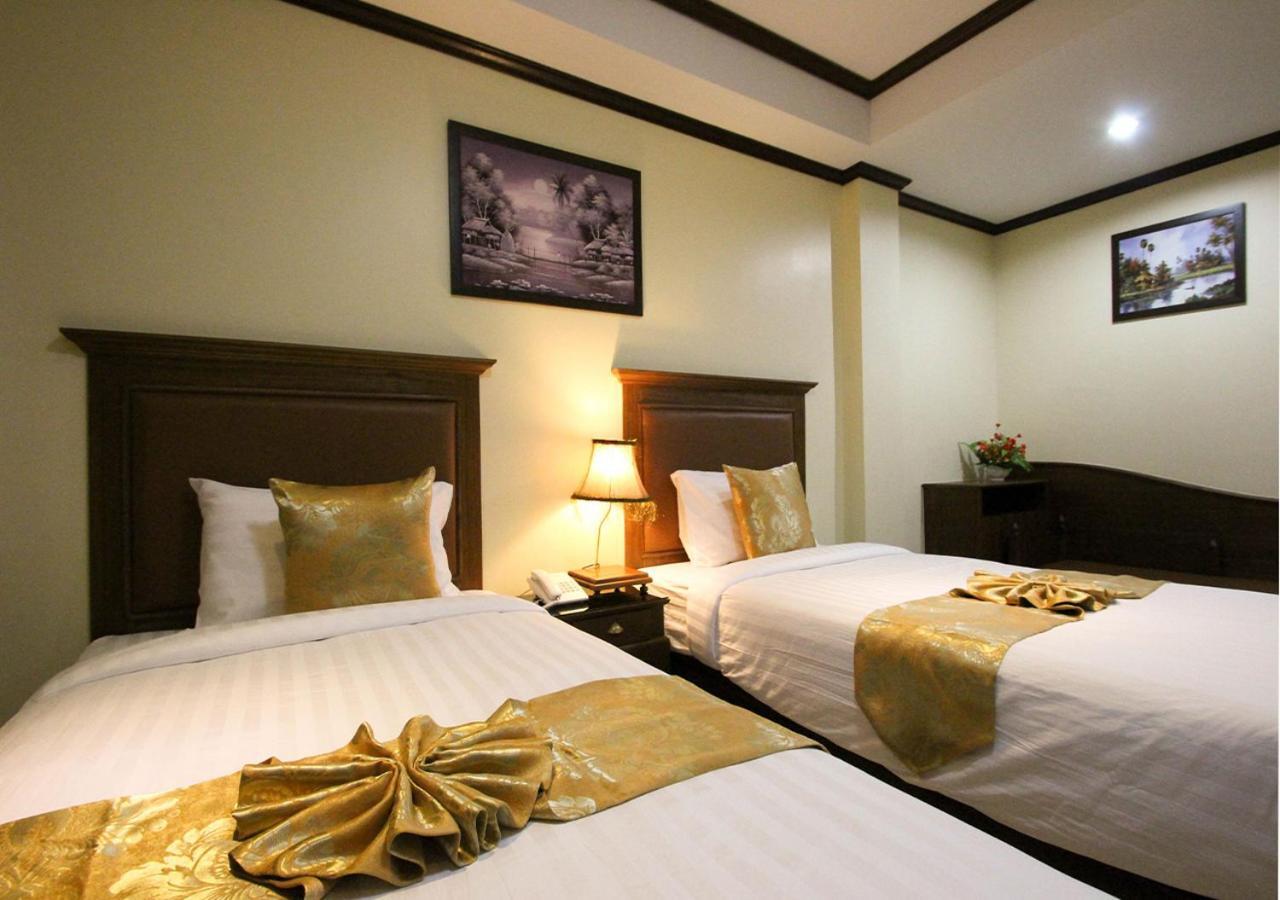 I Boutique Hotel Pluak Daeng Exteriör bild